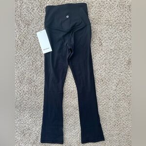 Brand New Lululemon mini flare leggings💛
